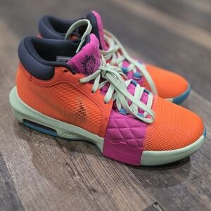 Nike Men's Orange and Pink Athletic Shoes